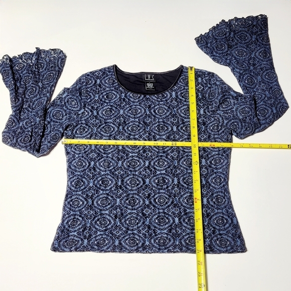 VTG INC Blue & Black Lace & Long Ruffle Bell Sleeve Pop Over Blouse (L) - Picture 9 of 10